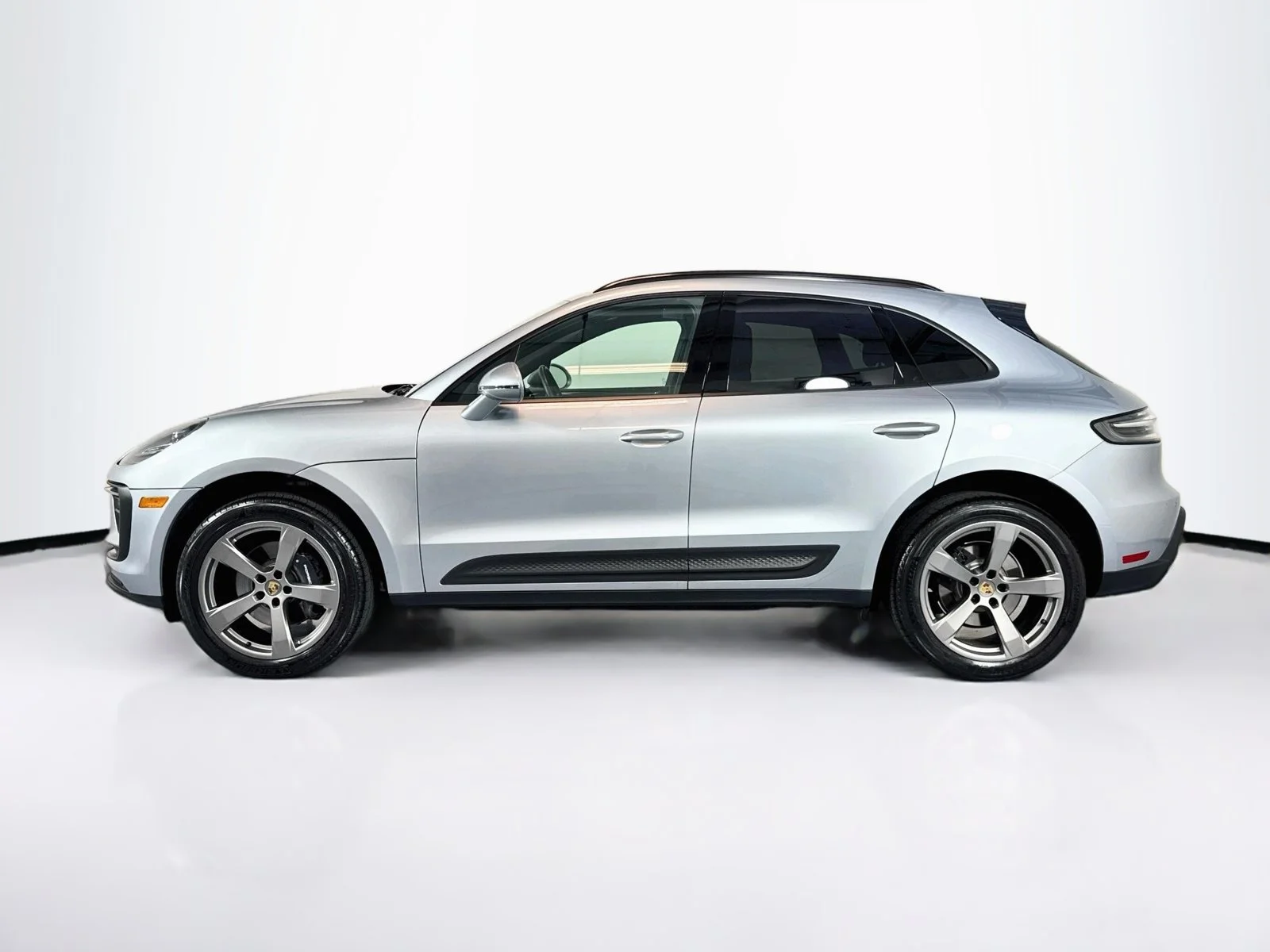 Certified Used 2025 Dolomite Silver Porsche T image 2