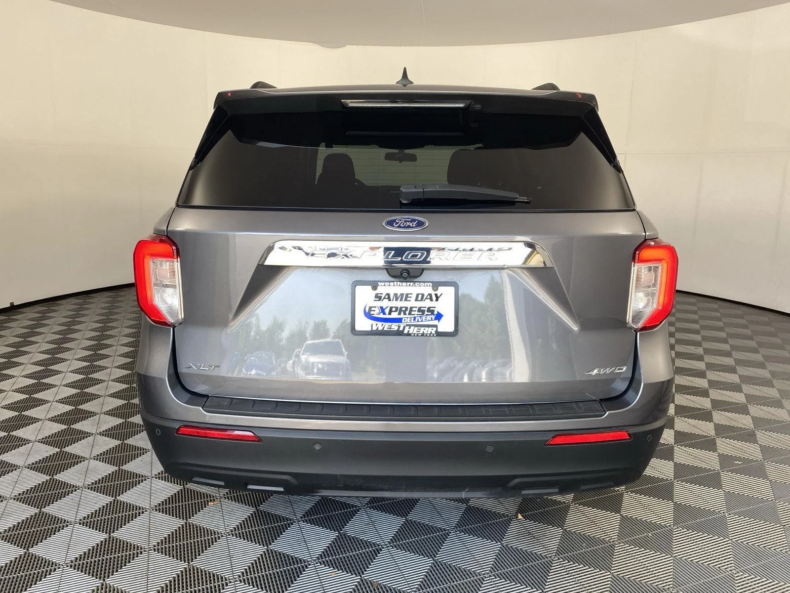 Used 2021 Carbonized Gray Ford XLT image 6