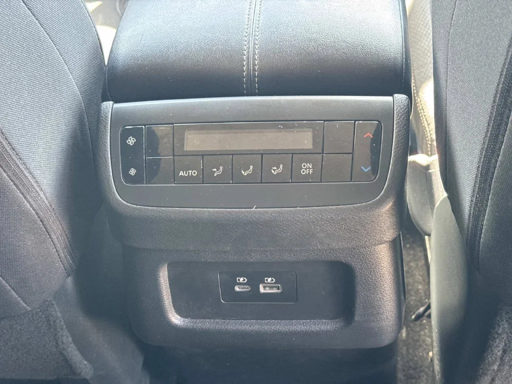 Used 2025 Blue Nissan SV image 17