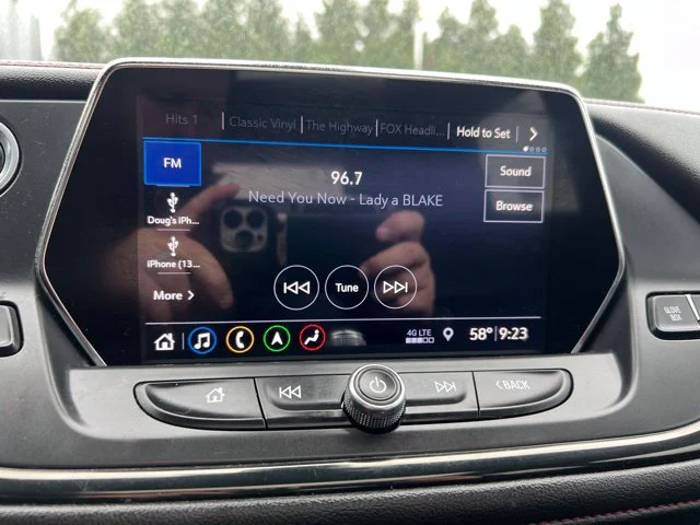 Used 2019 Gray Chevrolet RS image 18