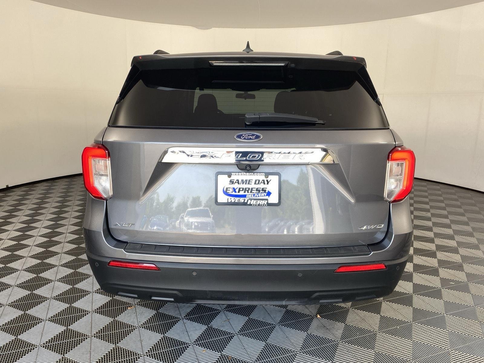 Used 2021 Carbonized Gray Ford XLT image 6