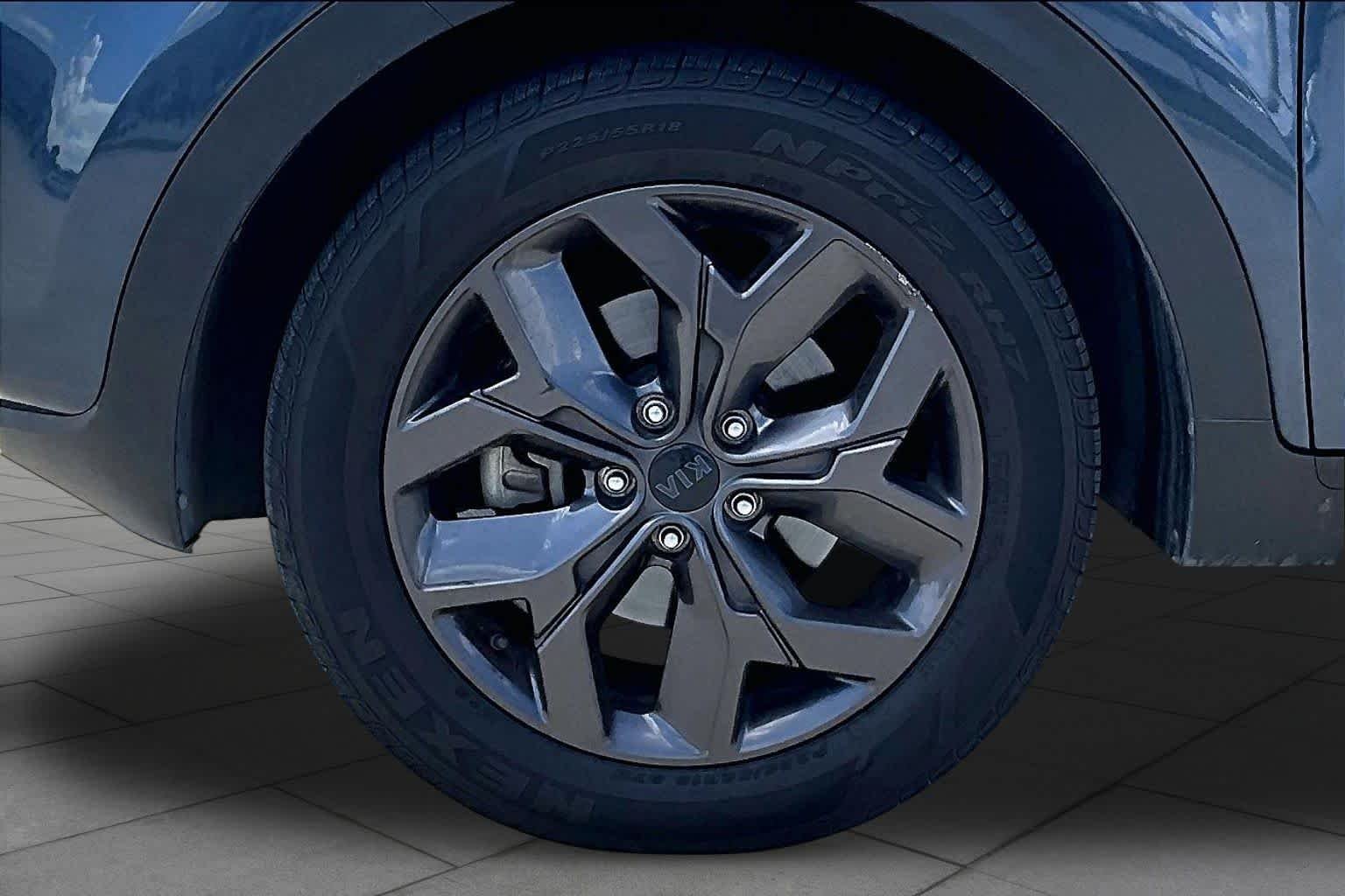 Certified Used 2022 Pacific Blue Kia Nightfall image 10