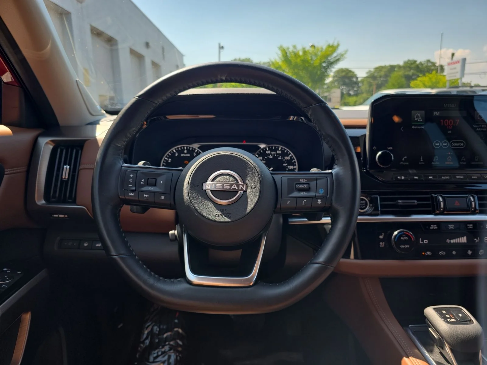 Used 2023 Red Nissan Platinum image 17