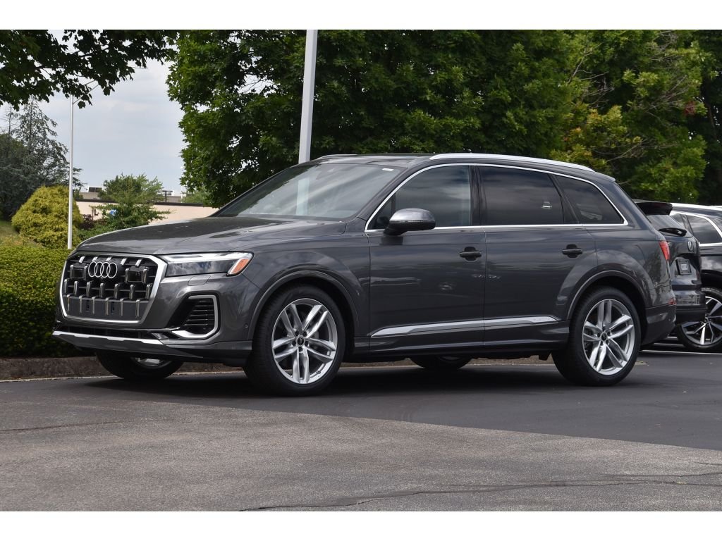 Used 2025 Gry Audi Premium Plus image 8