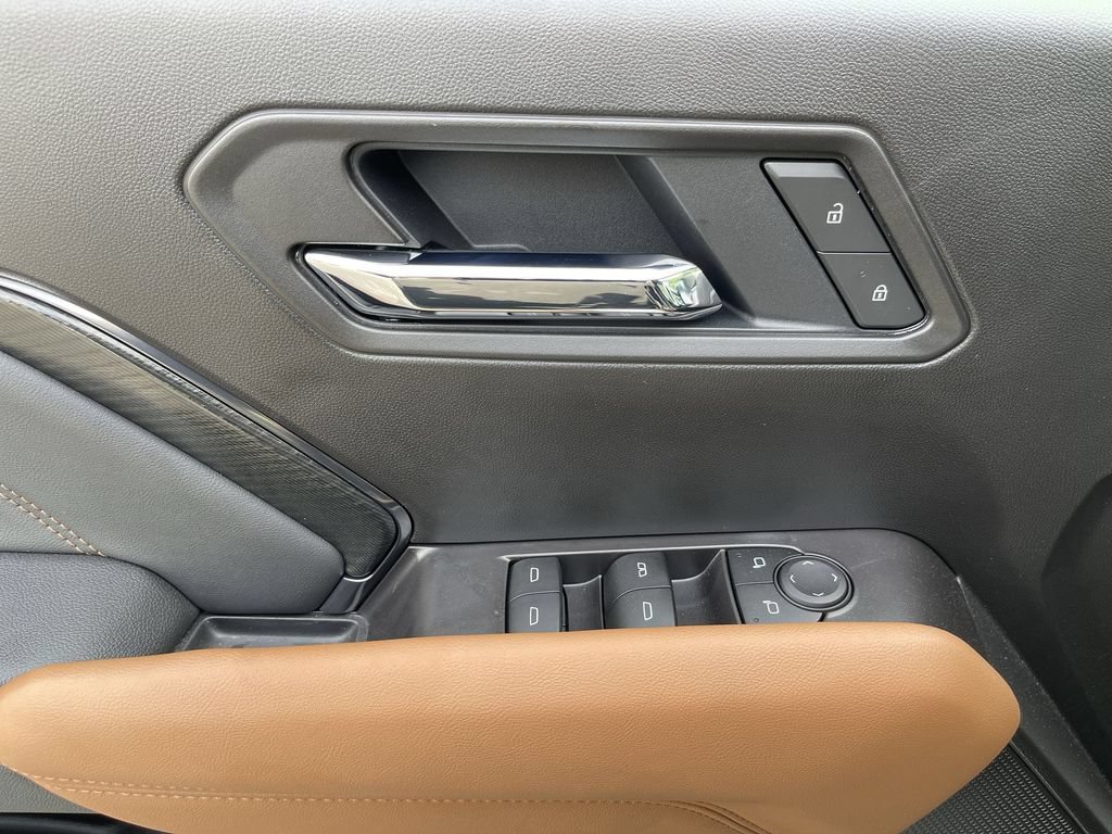 2025 GMC Canyon AT4 - Photo 23