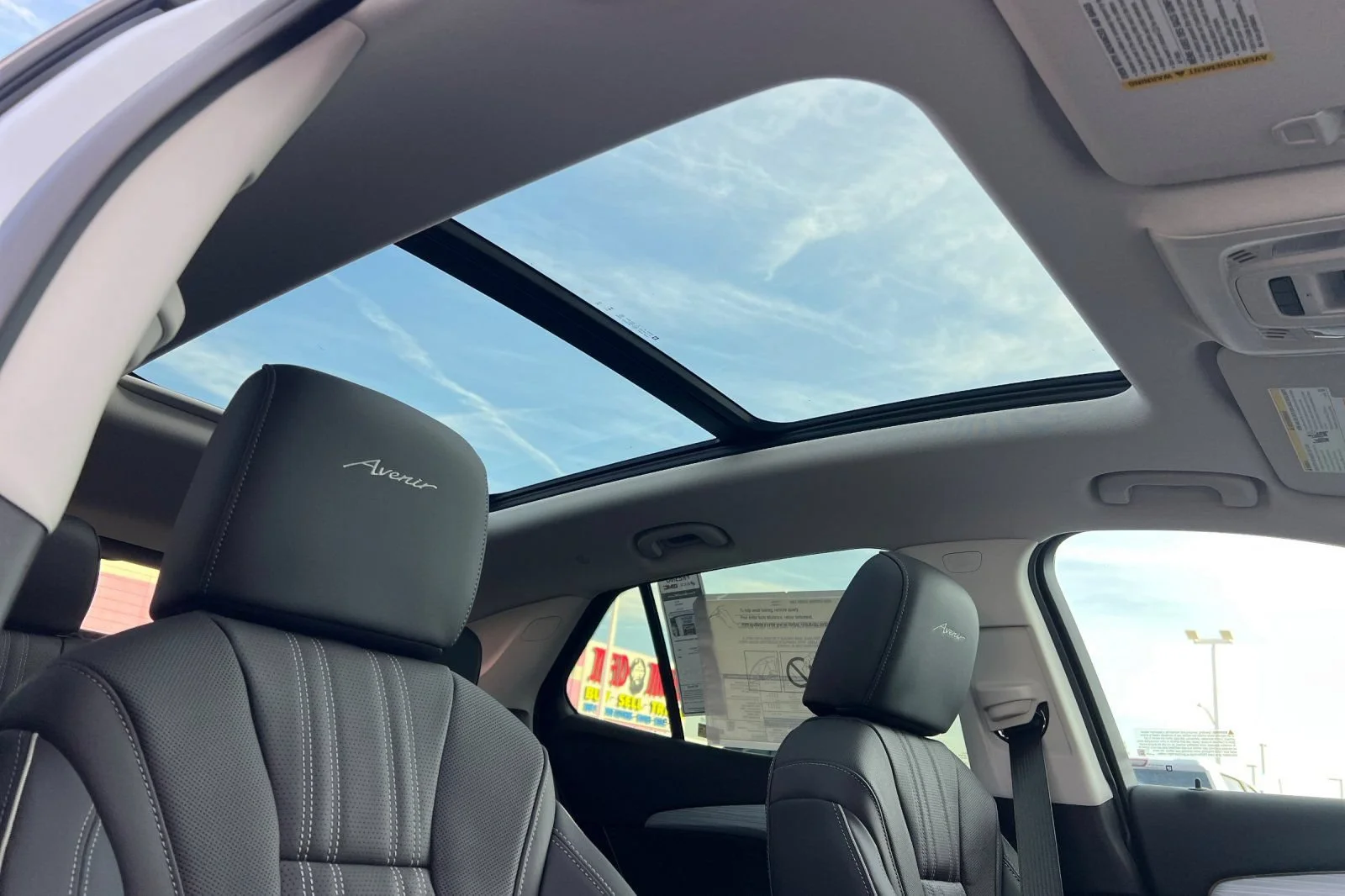 2026 Buick Envision Avenir - Photo 15