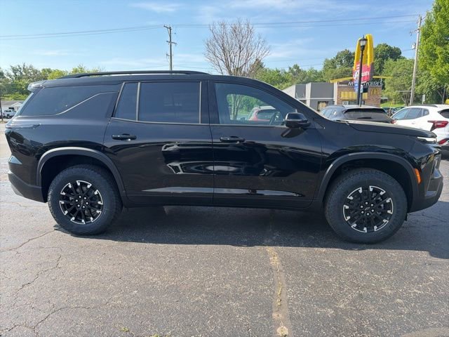 New 2026 Mosaic Black Metallic Chevrolet Z71 image 2