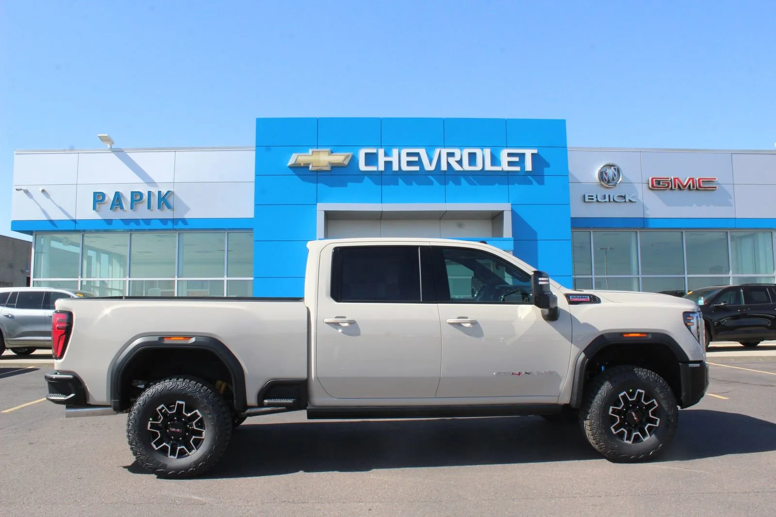2026 GMC Sierra 4WD Crew Cab Standard Box AT4X's photo