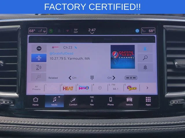 Used 2025 White Chrysler Limited image 15