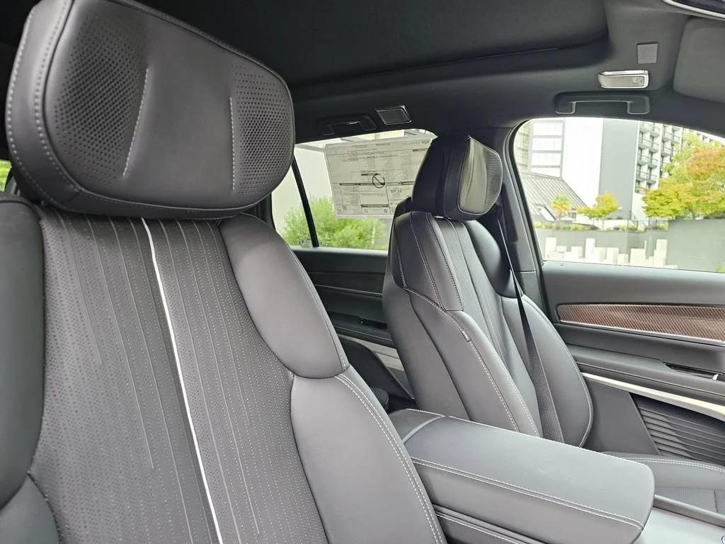 New 2027 Argent Silver Metallic Cadillac Sport image 11
