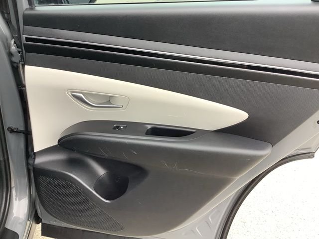 2024 Hyundai Tucson SE - Photo 25
