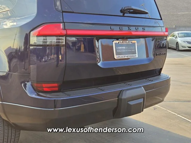 Certified Used 2025  Lexus 550 Luxury+ image 6