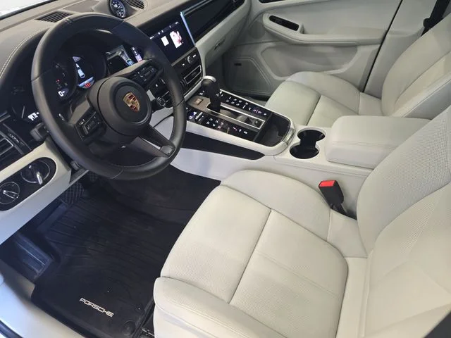 Used 2024 White Porsche  image 19