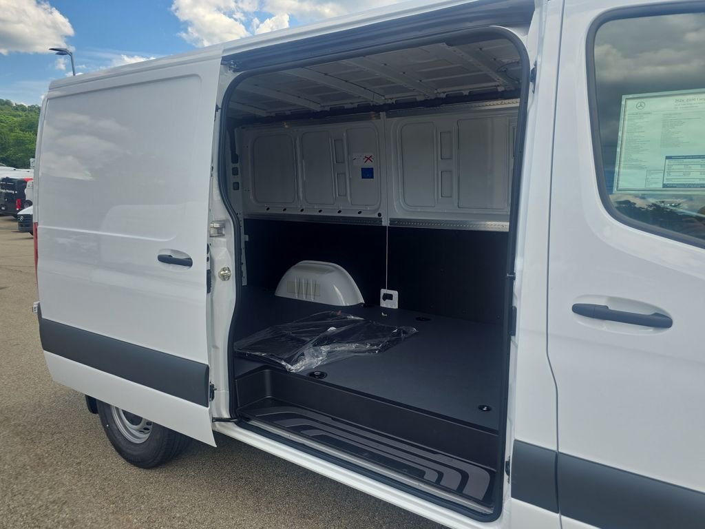 New 2026 Arctic White Mercedes-Benz Cargo 144 WB image 23