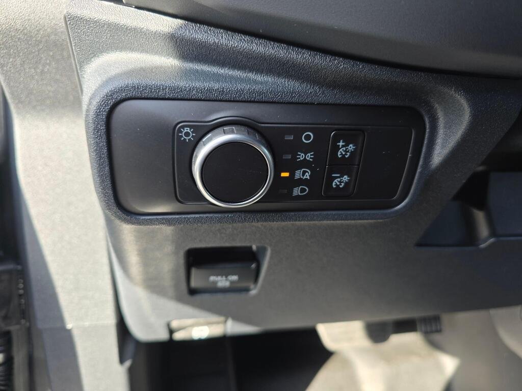 New 2025 Carbonized Gray Metallic Ford Badlands® image 21