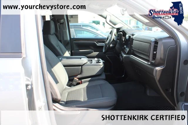 Used 2026 Gray Chevrolet RST image 17