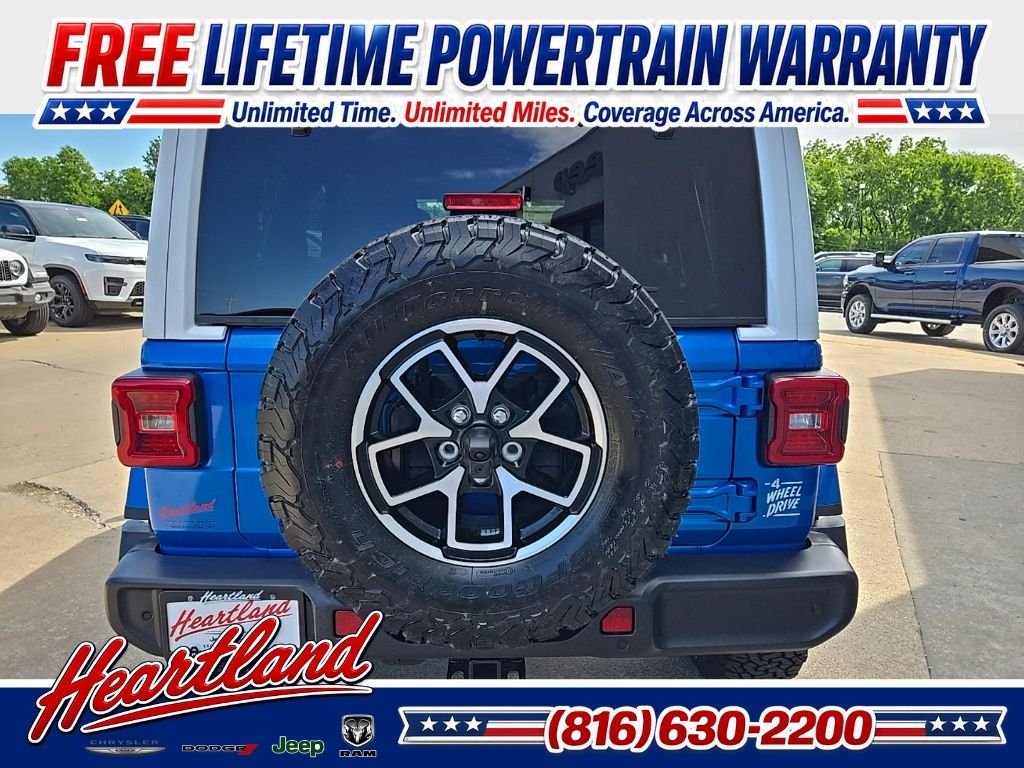 New 2026 Hydro Blue Pearl-Coat Exterior Paint Jeep Rubicon image 9