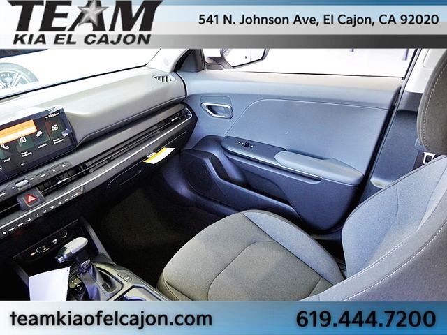 Used 2026 White Kia LXS image 23