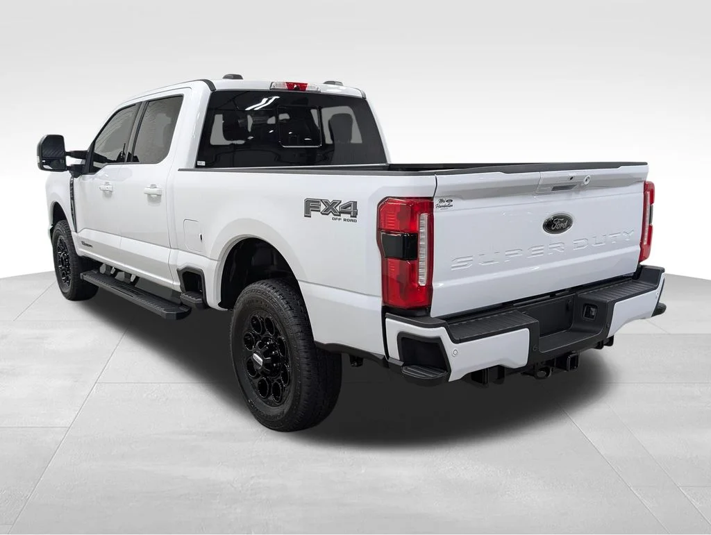 New 2026 Oxford White Ford F-250® Lariat® image 32