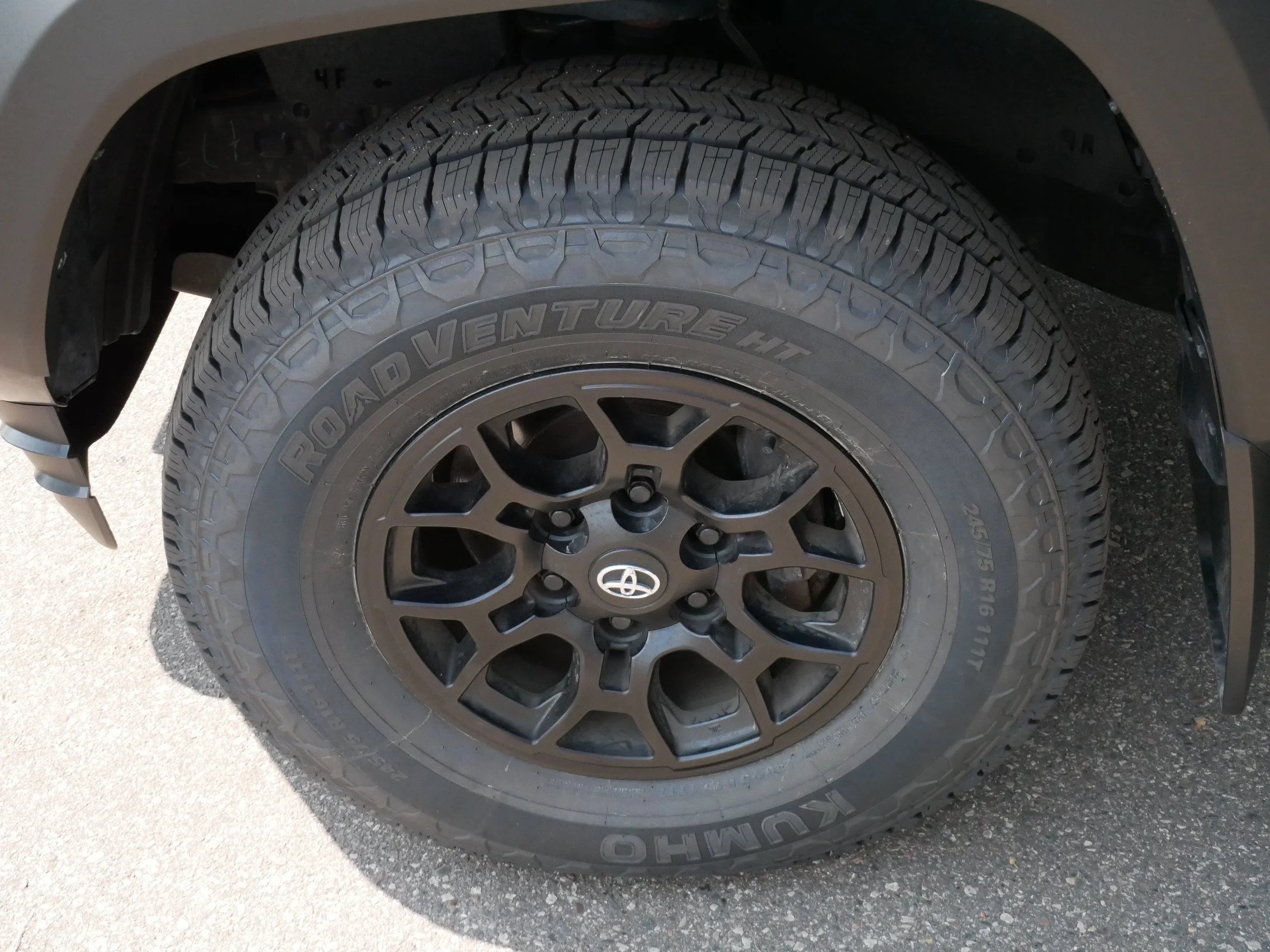 Used 2023 Magnetic Gray Metallic Toyota SR5 image 15
