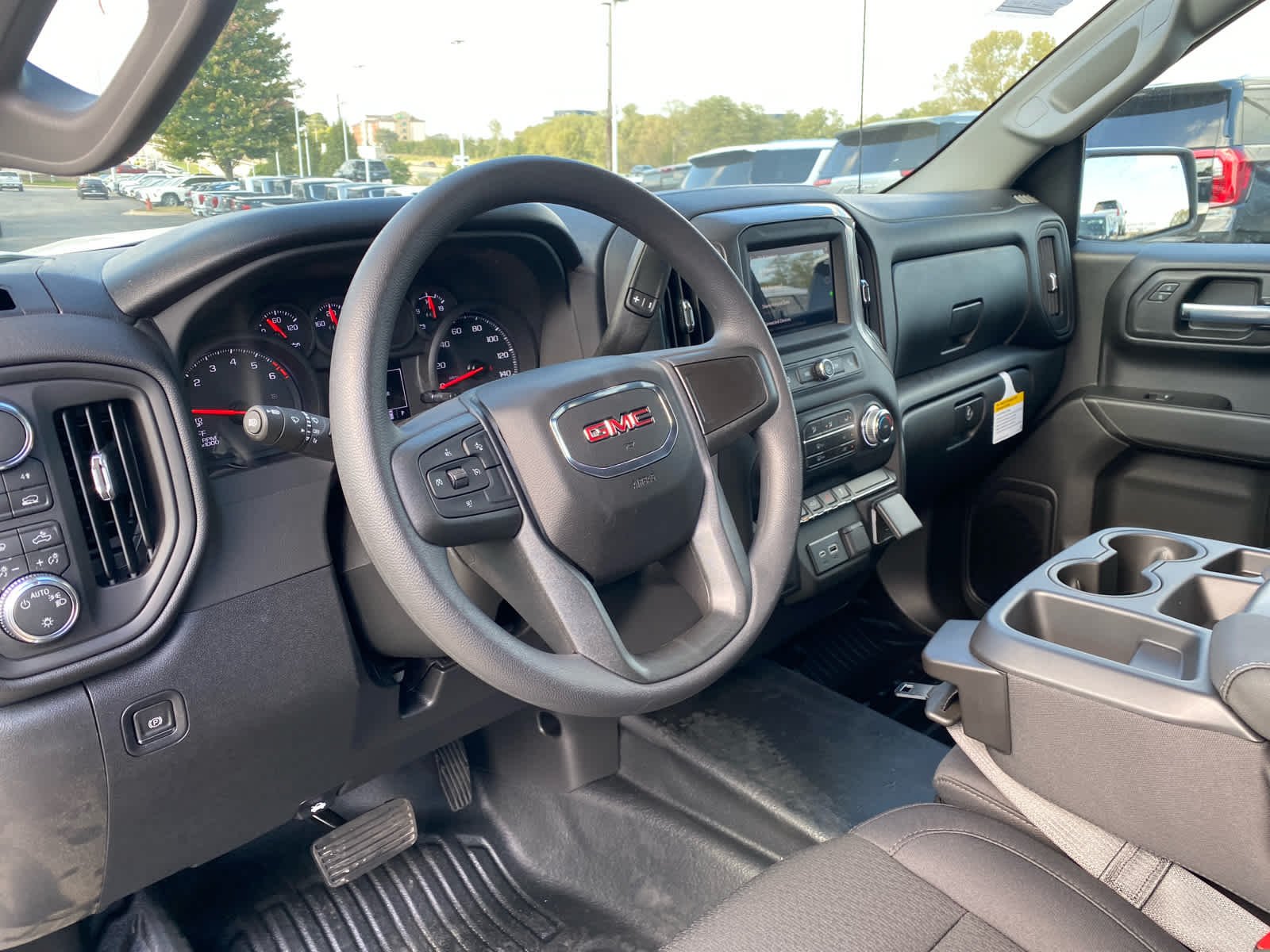 2026 GMC Sierra 1500 Pro - Photo 8