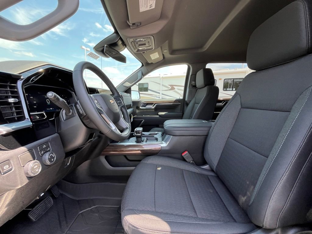 2026 Chevrolet Silverado 1500 LT - Photo 17