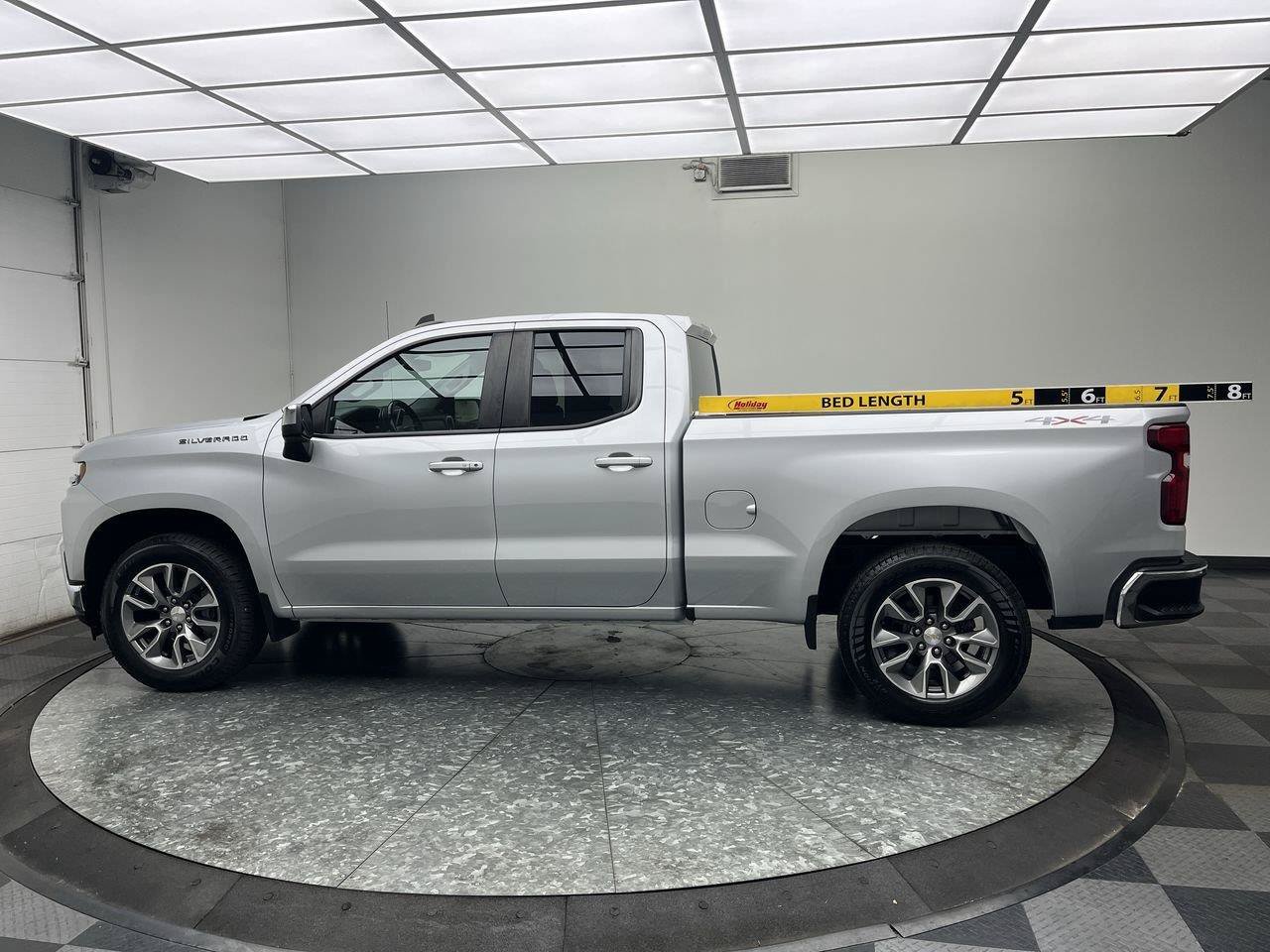 2022 Chevrolet Silverado 1500 LT - Photo 6
