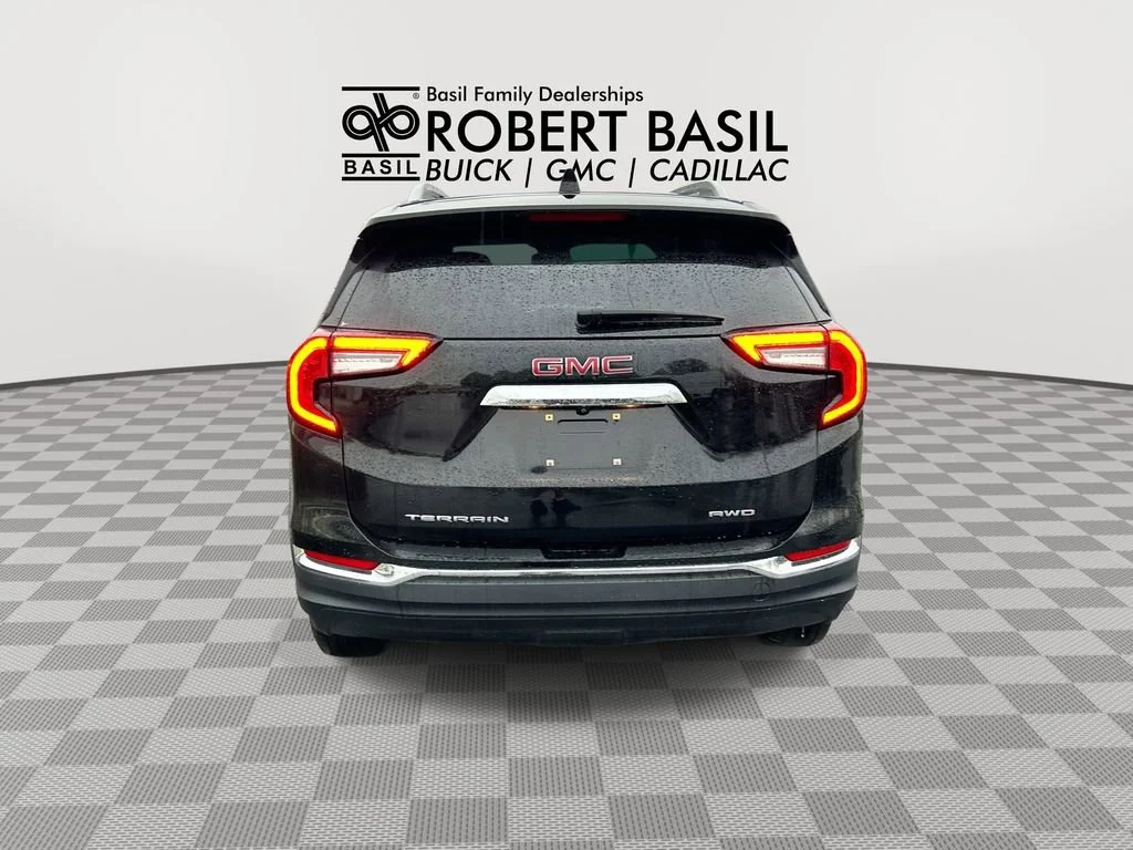2024 GMC Terrain SLT - Photo 7