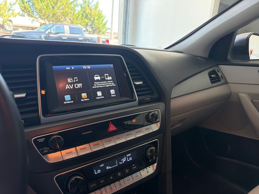 Used 2019 Machine Gray Hyundai SEL image 17