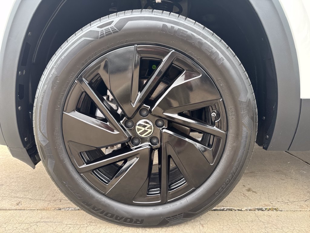 2024 Volkswagen Atlas SEL - Photo 11