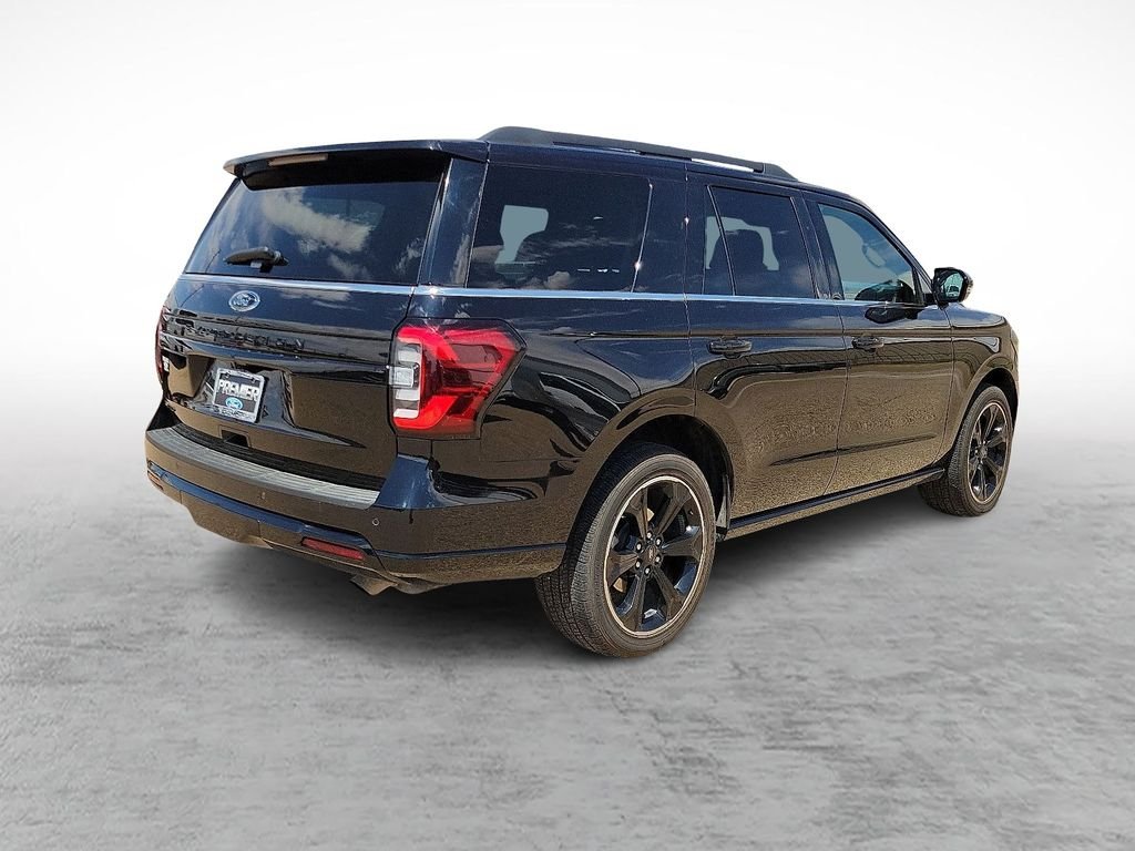 Used 2023 Black Ford Limited image 11