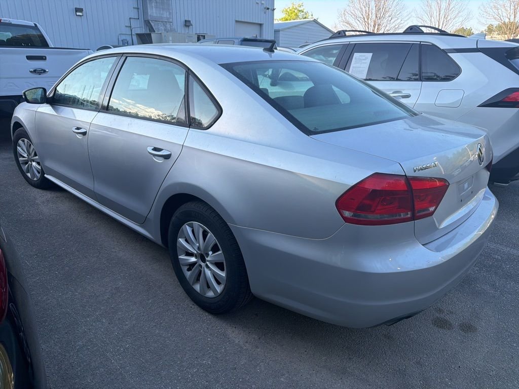 Used 2013 Volkswagen Passat S with VIN 1VWAH7A38DC041993 for sale in Hoover, AL