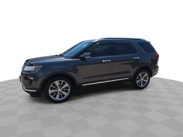 Used 2018 Gray Ford Limited image 4