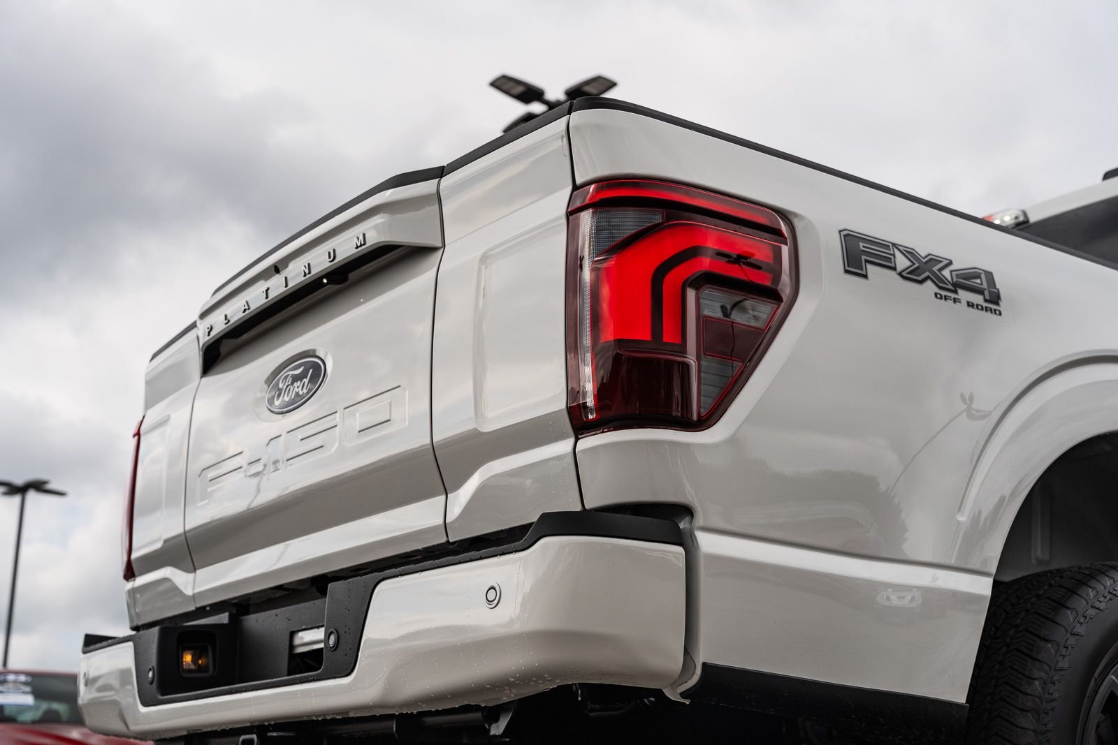 New 2026 Star White Metallic Tri-Coat Ford Platinum® image 10