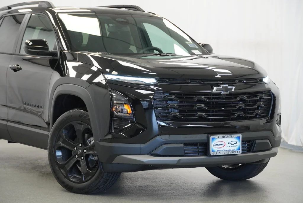 New 2027 Mosaic Black Metallic Chevrolet LT image 9