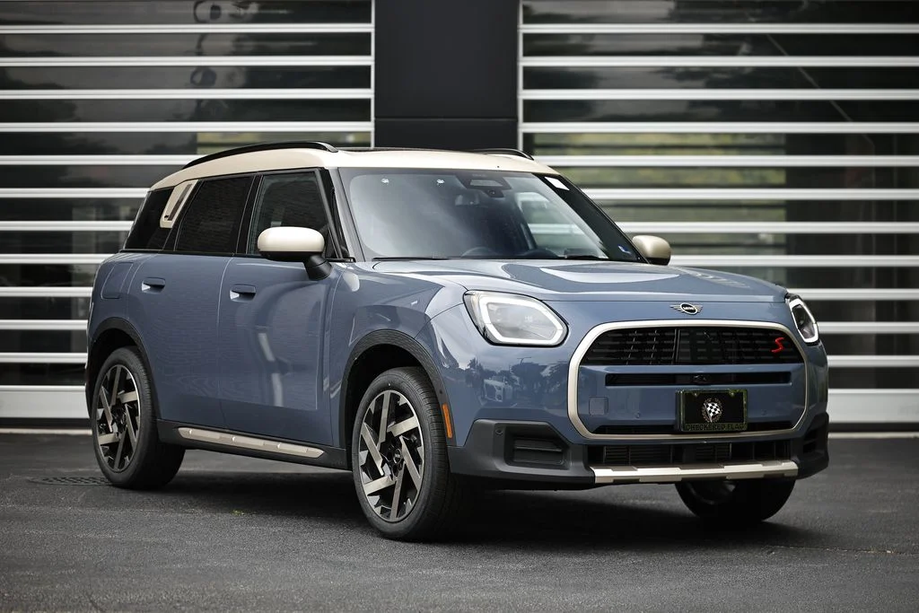2027 MINI Cooper's photo