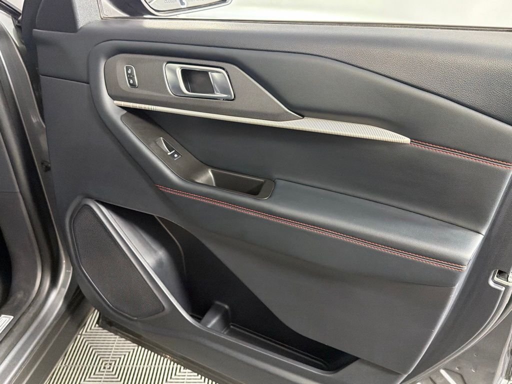 2025 Ford Explorer ST-LINE - Photo 35
