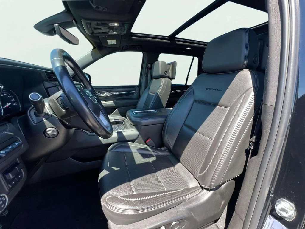2021 GMC Yukon Denali - Photo 18