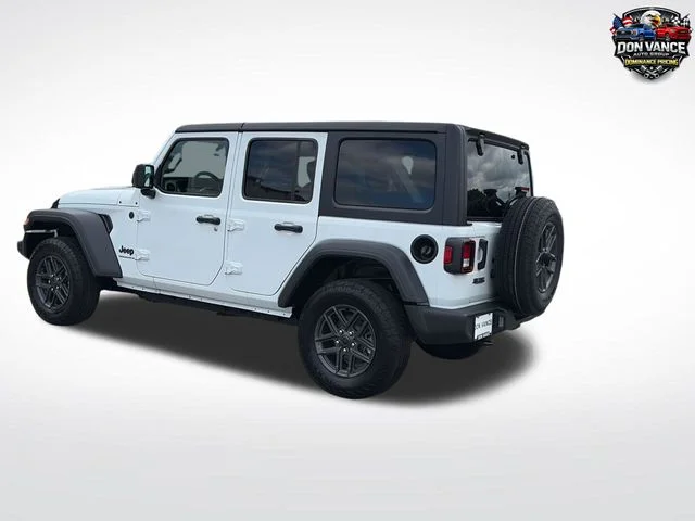 Used 2025 White Jeep Sport S image 3