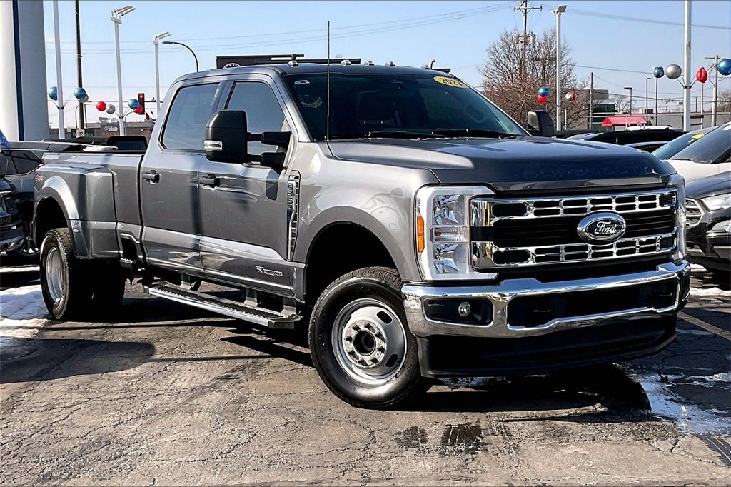 2024 FORD F-350 - Image 30