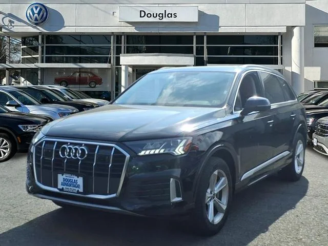 2024 Audi Q7 45 Premium Plus quattro Tiptronic's photo