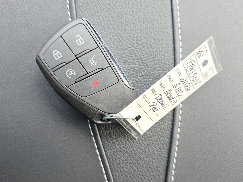 2026 GMC Acadia Denali - Photo 23