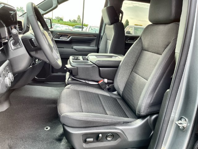 2026 Chevrolet Silverado 1500 photo 15 of 35