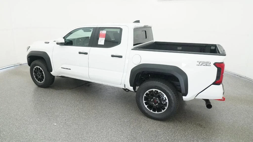 2025 Toyota Tacoma TRD Off Road - Photo 11