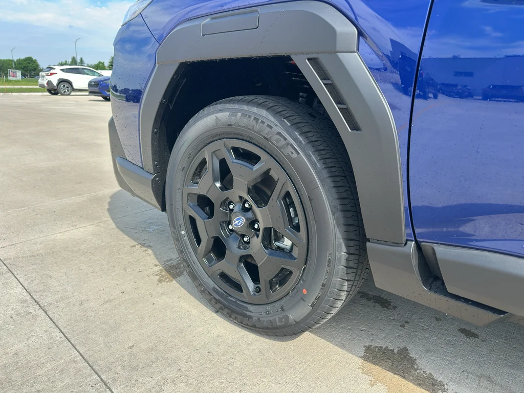 New 2026 SAPPHIRE BLUE PEARL Subaru Limited image 9