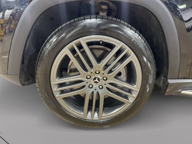Certified Used 2023 Black Mercedes-Benz GLS 450 image 3