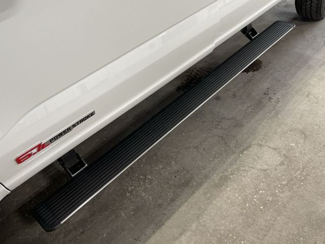 New 2025 Star White Metallic Tri-Coat Ford F-250® King Ranch® image 31