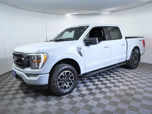 Used 2023 White Ford XLT image 5