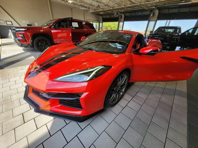 Used 2024 Torch Red Chevrolet 3LZ image 3