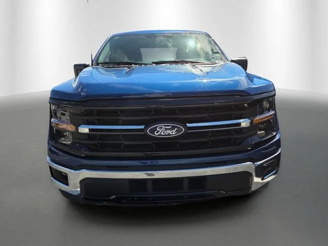 Certified Used 2025 Blue Metallic Ford XLT image 6